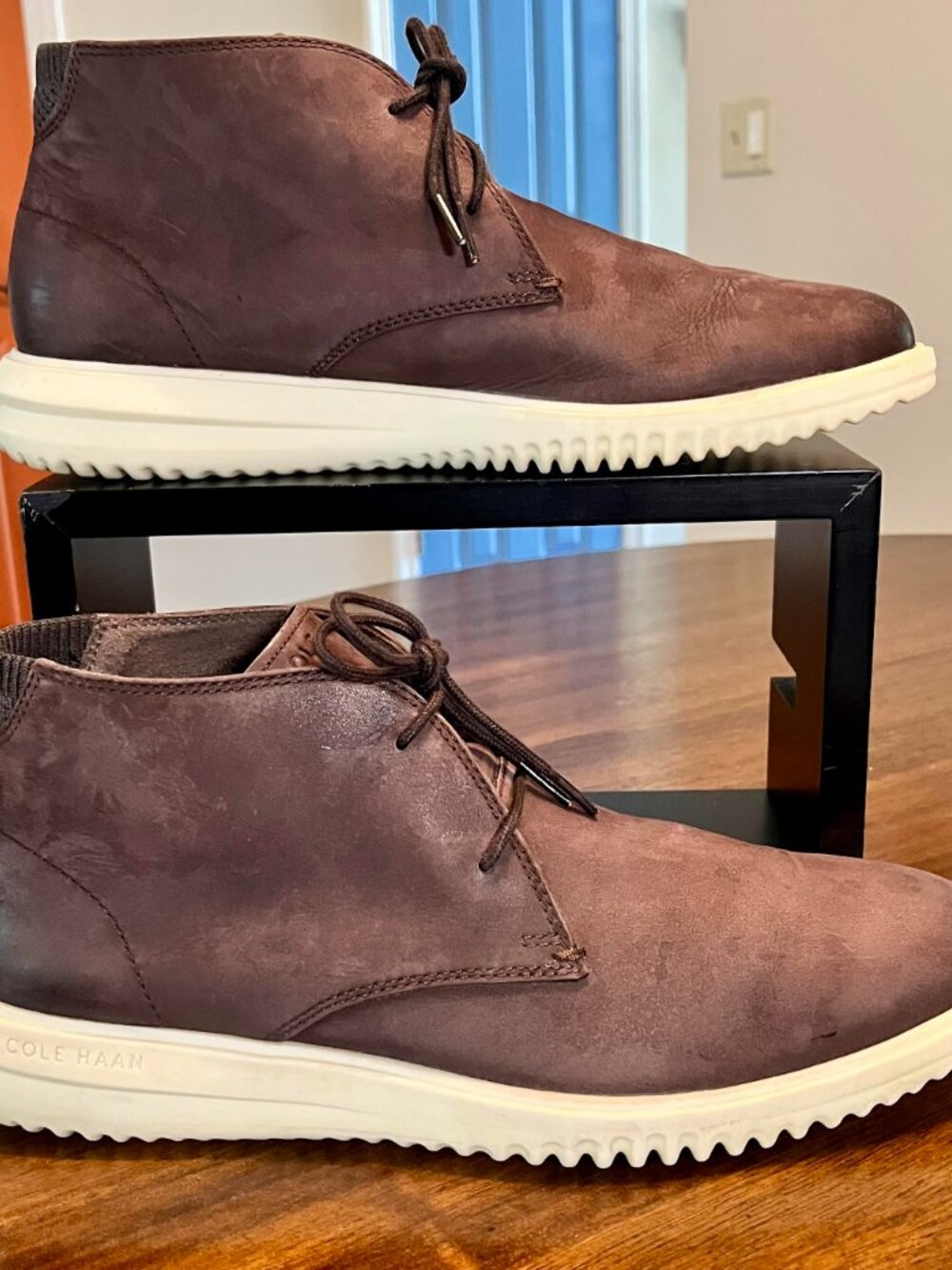Cole Haan Grand Chukka Boots Dark Chocolate Leather Upper Padded Insole Size 10 - Picture 2 of 6